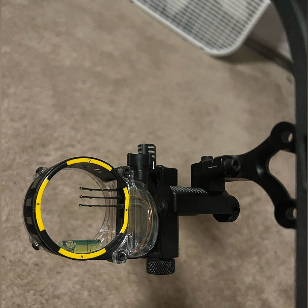 Trophy, ridge hot wire, three pin slider
